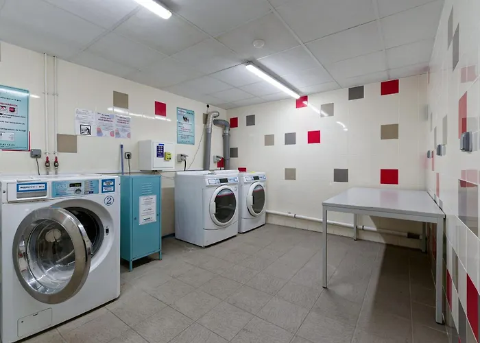 53 - Le Lokup - Wifi - Proche Tram Lägenhet